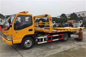 五大连池哪里有拖车服务